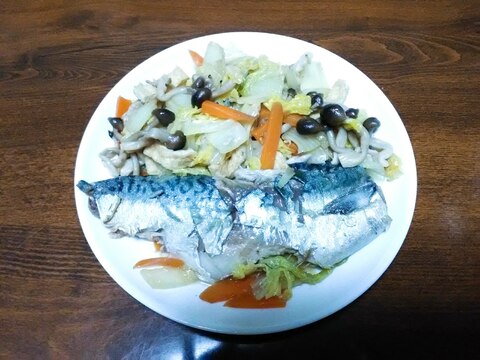 焼肉味のサバと白菜としめじの炒め煮